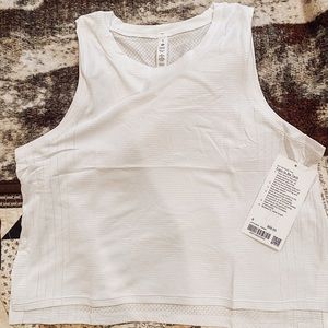 NWT- Train to Be Tank Top *High-Low Hem - Size 8